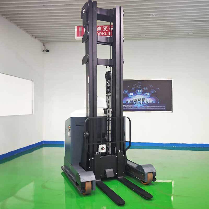 粮油加工厂电动叉车，原料成品搬运设备讲解